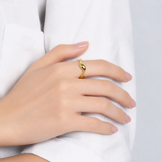 Aris Wave Ring